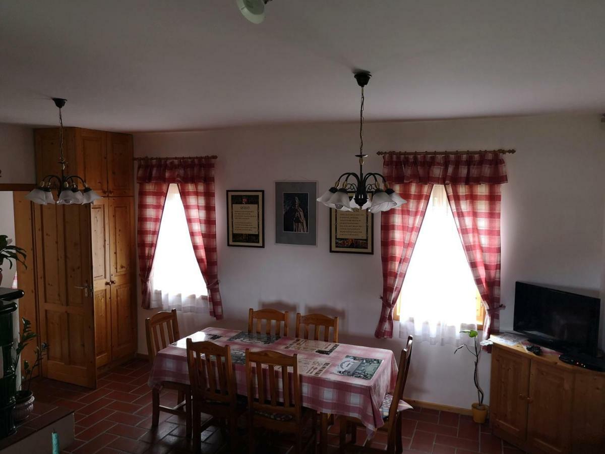 Szentgyoergyvoelgy Vendeghaz Orseg Hotel Szentgyorgyvolgy Luaran gambar
