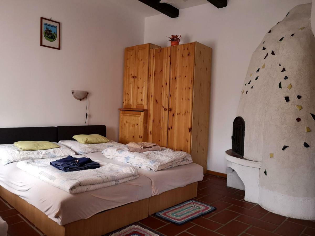 Szentgyoergyvoelgy Vendeghaz Orseg Hotel Szentgyorgyvolgy Luaran gambar